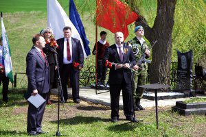 Белгородские энергетики увековечили память полного кавалера ордена славы Александра Писклова