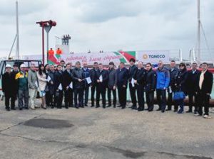 Танкер «Альметьевск» с продукцией ОАО «ТАНЕКО» открыл навигацию по Каме