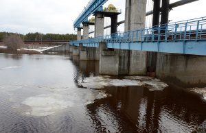 Череповецкая ГРЭС ПАО «ОГК-2» пропускает лед через плотину ГТС