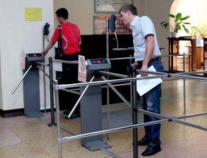 «Южный Кузбасс» устанавливает алкотестеры для проверки сотрудников подразделений по подземной добыче угля
