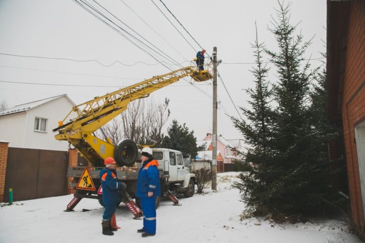 АО «Мособлэнерго» отремонтировало 285 км линий электропередачи