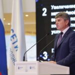 Игорь Маковский наградил сотрудников «Россети Центр» и «Россети Центр и Приволжье»