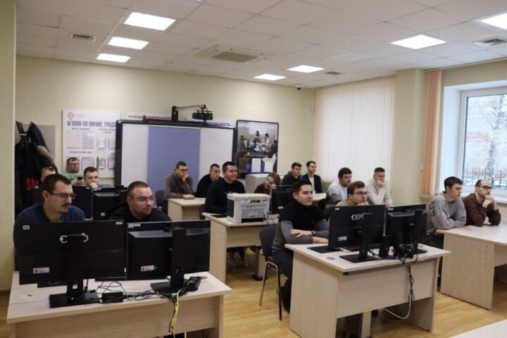 12.12.2025 Смоленское РДУ интегрирует практический опыт в учебные программы вузов-партнеров (3)