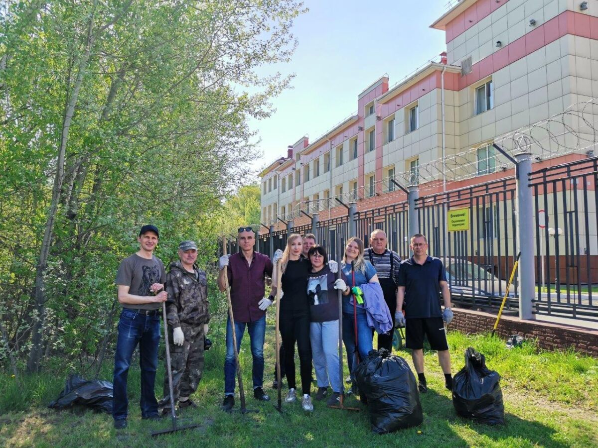 В Липецком РДУ прошел субботник (4)